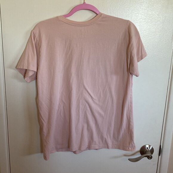 Only here for the boos pink graphic T- size large - Picture 4 of 5
